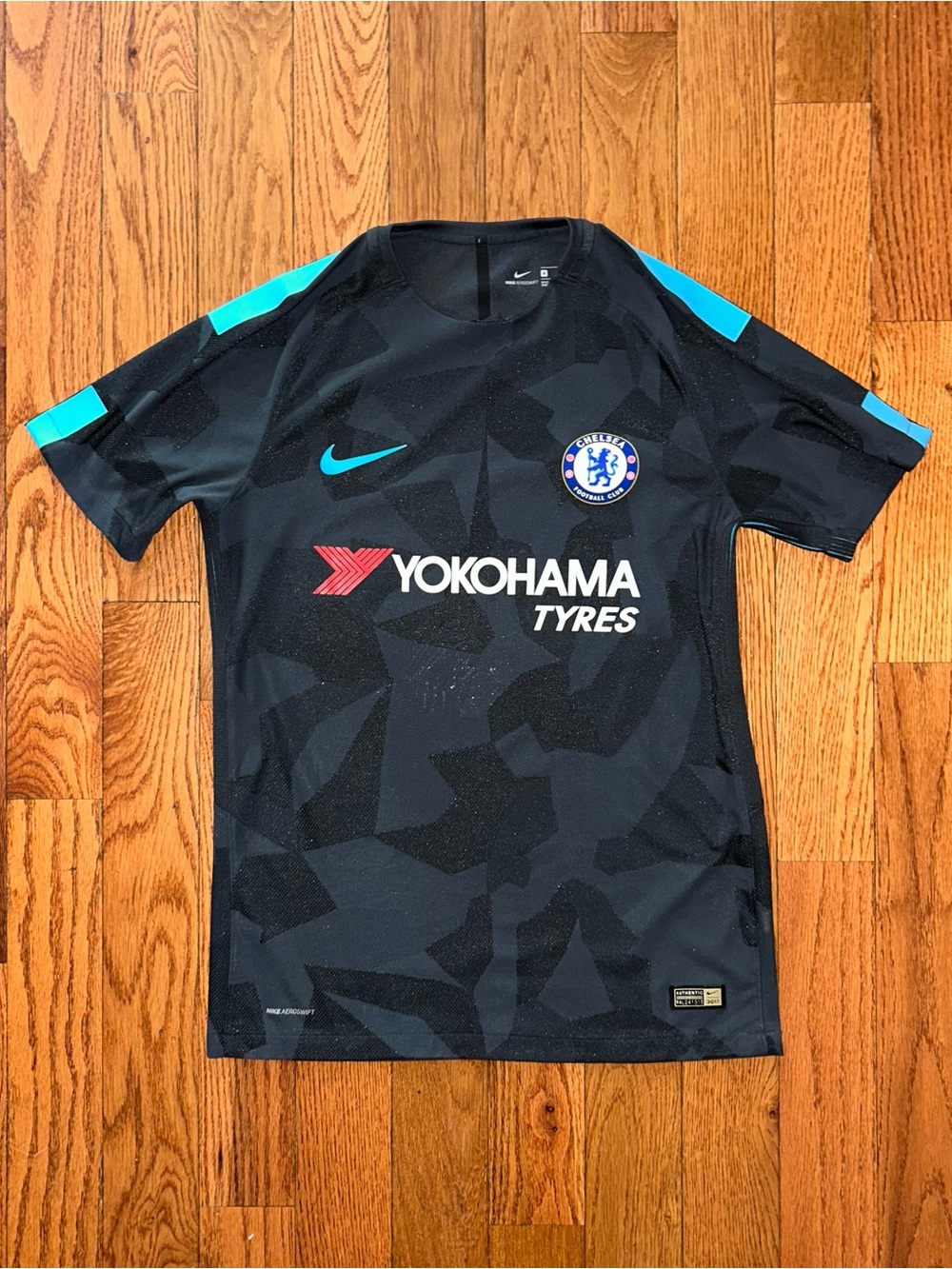 Chelsea FC 2017/18 Nike Aeroswift Authentic Third Jersey Size Medium